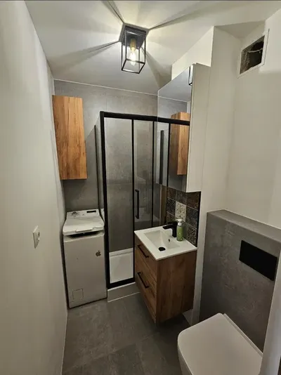 Mieszkanie 38m / 2 pokoje/kawalerka ul. Bruna 30 balkon widok na Park Pole Mokotowskie duża piwnica blisko SGH - miniatura 4