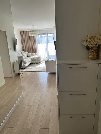 Wynajmę bezpośrednio 2-pokojowe mieszkanie- Jana Kazimierza 9 - miniatura 2