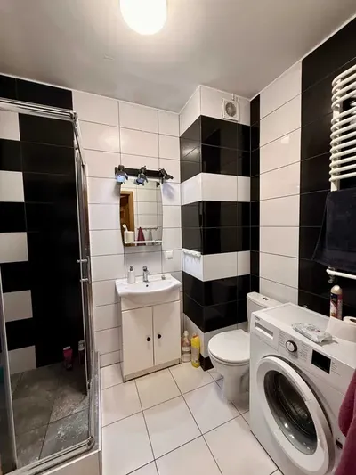 Duży (14m2) jasny pokój | Dąbska| ogródek | rolety zewnętrzne zaciemniające| Grzegórzki, Wieczysta, Tauron Arena - miniatura 5