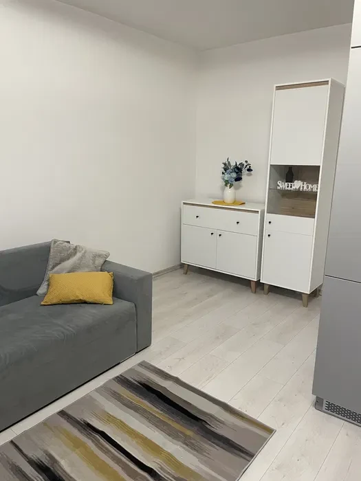 Mieszkanie do wynajęcia 2 pokoje - 1/8