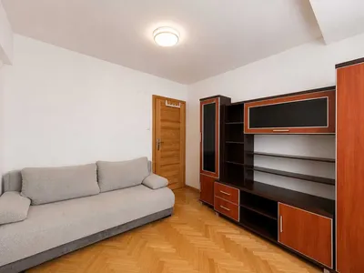 3 oddzielne pokoje | Muranów | Pieski Akceptowane | Dwa Balkony | Piwnica | Blisko Arkadii | Blisko Centrum | Anielewicza