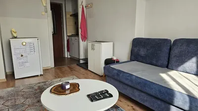 1-pok 22m2 METRO Dw. Wileński ,meble, po remoncie - miniatura 3