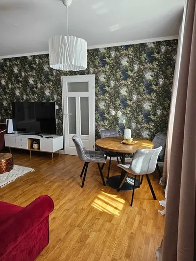 Wynajmę mieszkanie studentom, Gdynia Śródmieście, Wojciecha 9B 70m2 wyposażone - miniatura 2