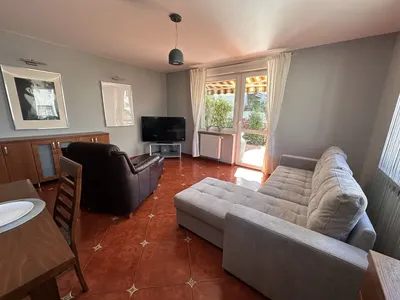 Wynajmę 3-pokojowe mieszkanie 62 m² z tarasem i ogrodem / Kraków, ul. Raciborska - miniatura 2