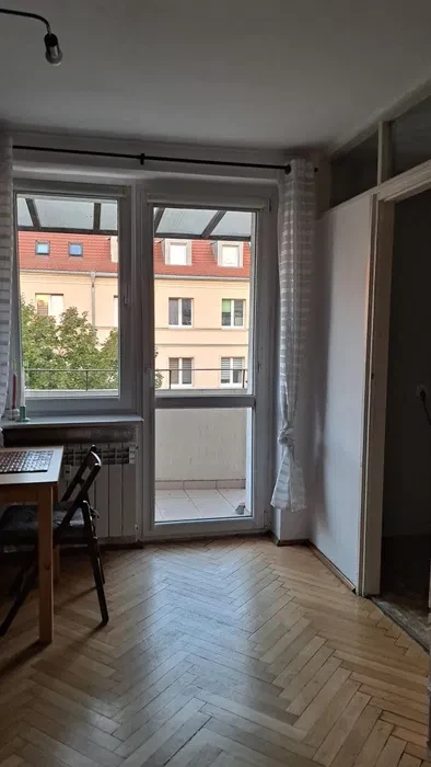 Wynajmę ładną kawalerkę na Łazarzu - 1/8