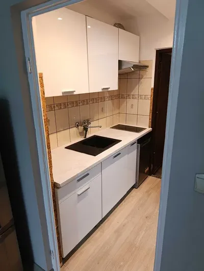 Kawalerka do wynajęcia tanio Wrzeciono - miniatura 4