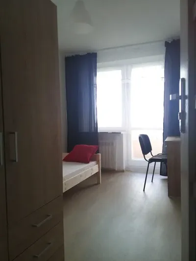 Wynajmę pokój w mieszkaniu w bloku - miniatura 5