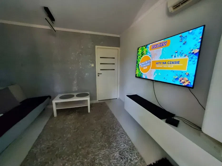Dwupokojowe mieszkanie w centrum Bemowa klimatyzacja WiFi - 1/8