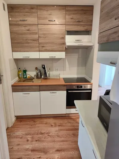 Pokój przy metro Wawrzyszew (2min pieszo), po remoncie, od zaraz - miniatura 2