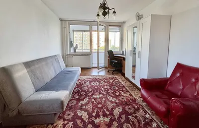 Trzypokojowe mieszkanie z balkonem, Mokotów, Metro Wilanowska