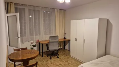 Cicha i czysta kawalerka z widną kuchnią – ul. Śniardwy / Służewiec (obok Mordoru)