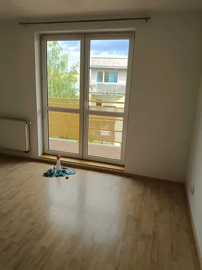 Na wynajem mieszkanie/2 POKOJE 50m² | 2 BALKONY | PIĄTKOWO | WINDA | 2300 ZŁ - miniatura 4