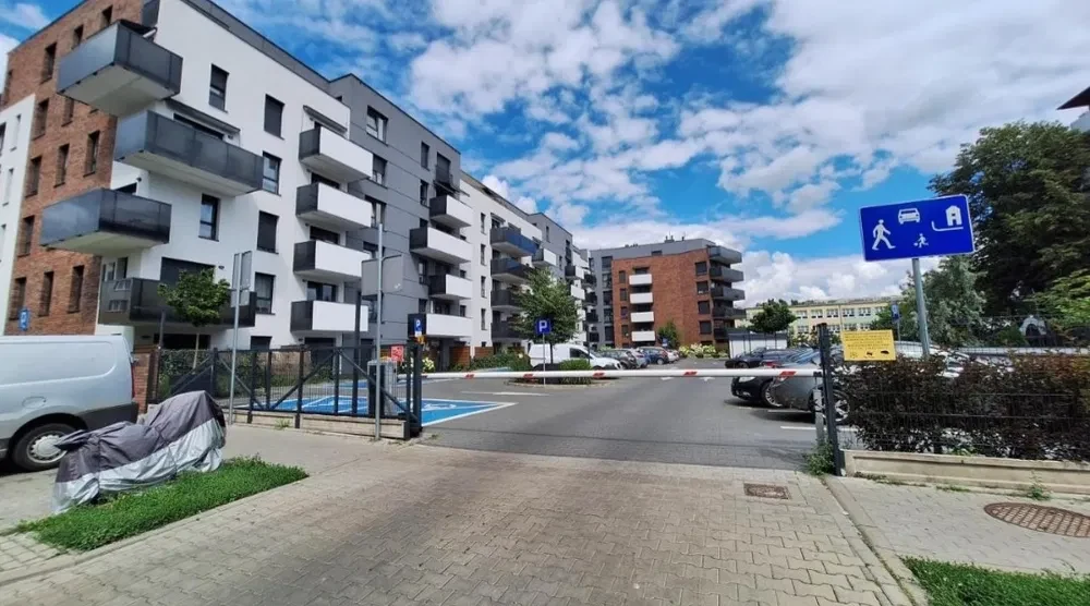 Wynajmę mieszkanie 2 pokoje dla studentów , blisko UMK - 1/7