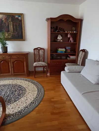 wynajmę - mieszkanie 2 pok 42 m kw Bródno- STUDENTOM