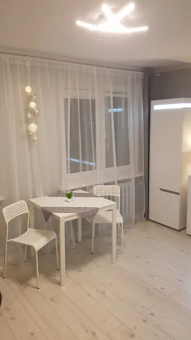 Wynajmę Kawalerkę w centrum osiedla Gdynia Witomino - miniatura 3