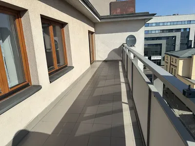 Mieszkanie na wynajem w centrum Jeżyc z tarasem - miniatura 3