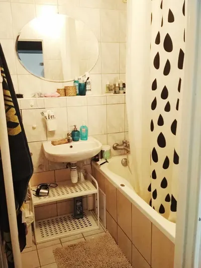 Do wynajęcia pokój 1-os. koło Sky Tower. Świetna lokalizacja! - miniatura 4