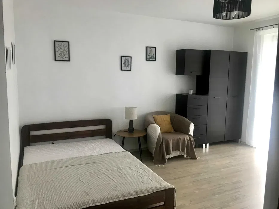 Przytulne mieszkanie z balkonem | 33 m2 | ul. Ostatnia (przystanek Białucha) | od 1 października - 1/7