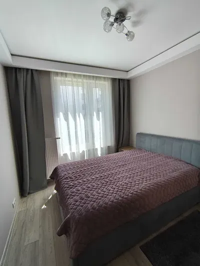 Kawalerka z oddzielną sypialnią - metro Kondratowicza, przy lesie. - miniatura 4