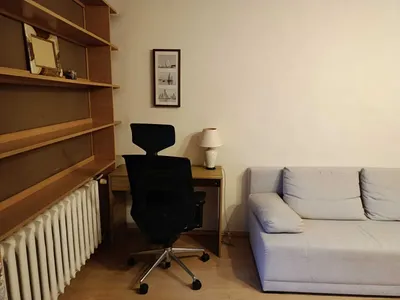 Przytulna kawalerka na Woli w pobliżu stacji metra Księcia Janusza - miniatura 4