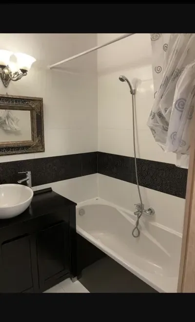 Kawalerka Myśliwska Morena Garaż Ogródek od 1 listopada - miniatura 2