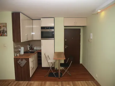 Piękna i przestronna kawalerka w ścisłym centrum Wrocławia - miniatura 4