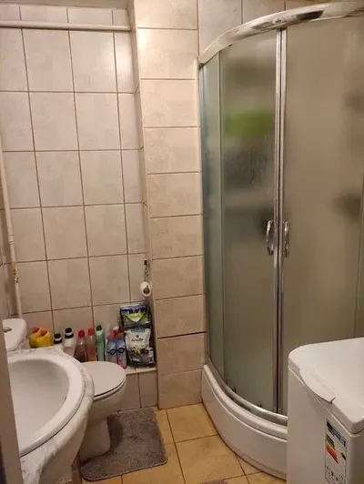 Wynajmę mieszkanie 2 pokoje, widna kuchnia. - miniatura 3