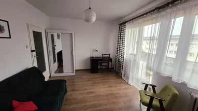 Jasny pokój z balkonem dla 1 os. lub pary - miniatura 2