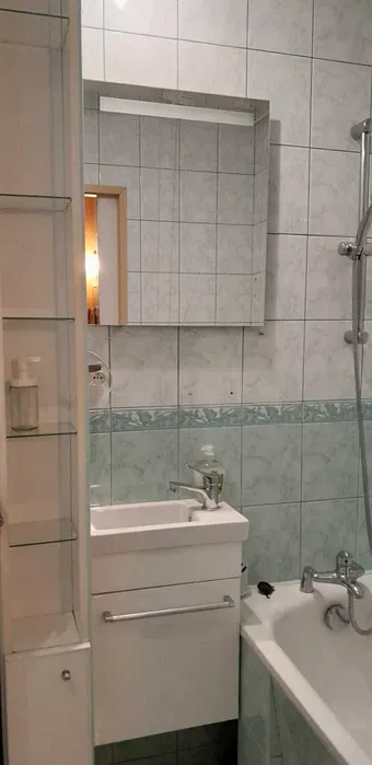 Czyste, przytulne mieszkanie 36 mkw 2 pokoje na granicy Włoch i Ochoty. - miniatura 3