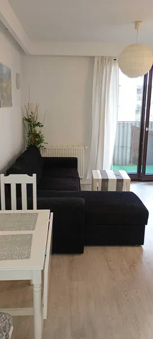 Właściciel wynajmie 2 pokojowe mieszkanie z garażem podziemnym Bieżanów ul.Mała Góra - miniatura 2