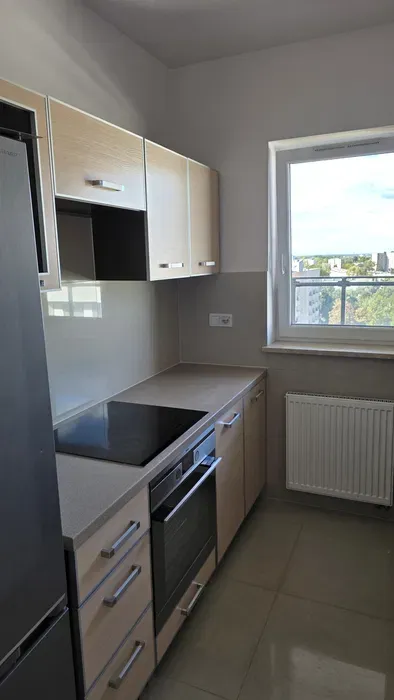 Mieszkanie 38m2, 2 pokoje, Metro Słodowiec, piękny widok z 11 piętra - miniatura 3