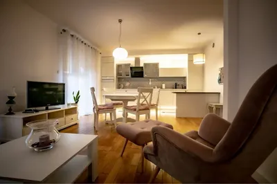 Dwupokojowe mieszkanie na parterze ze ogródkiem. Lokal o powierzchni 59m2 - miniatura 4