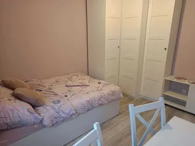 Pokoje 1 lub 2 osobowe dla studentów Przymorze Wielkie Blisko UG dogodny dojazd do innych uczelni - miniatura 2