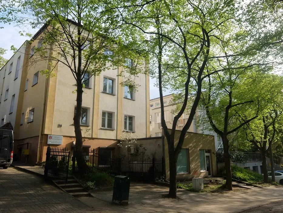 Gdynia centrum-duży pokój blisko SKM, m .parkingowe-1100zł - 1/5