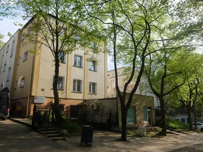 Gdynia centrum-duży pokój blisko SKM, m .parkingowe-1100zł