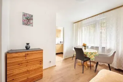 Mieszkanie 2 pokoje Stary Żoliborz - miniatura 5