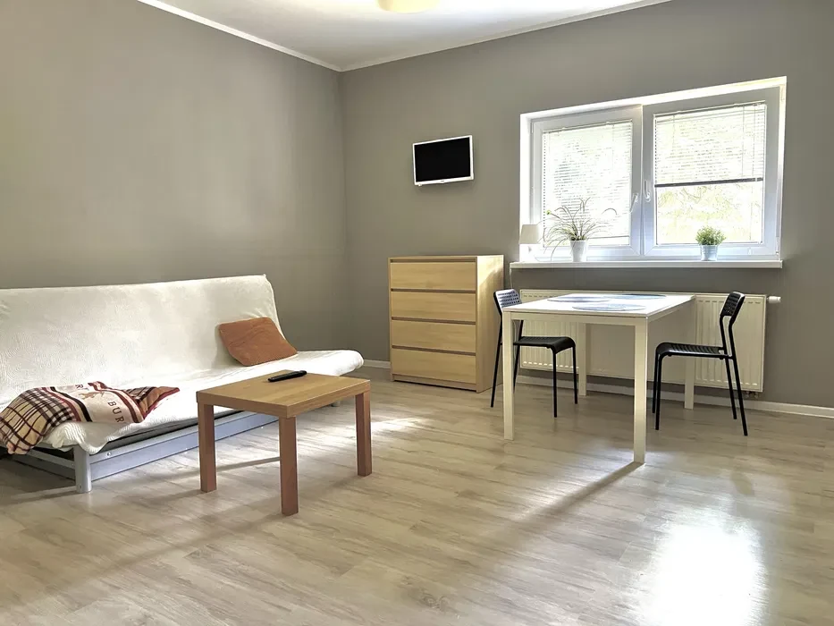Mieszkanie Kawalerka Warszawa Wesoła / Parking / Ogródek / Widok na park krajobrazowy - 1/8