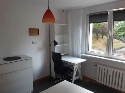 Przytulny pokój dla Pani pracującej/studentki w Gdyni - miniatura 3