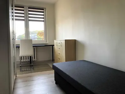 Pokój do wynajęcia w centrum Gdyni - świetna lokalizacja - od 01.11 - miniatura 3