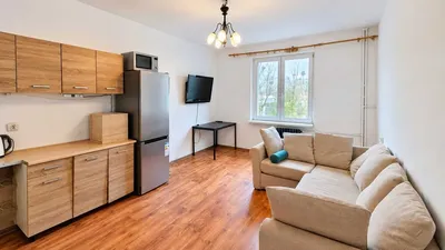 GDYNIA ŚRÓDMIEŚCIE 2 pokoje, 41 m² ul. Abrahama czynsz 2100 zł Mieszkaj w sercu Gdyni! Wszędzie blisko, wszystko pod ręką. - miniatura 2