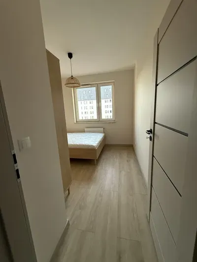 Wynajmę pokój dla studenki nowe mieszkanie - miniatura 2