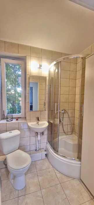 Wynajmę kawalerkę z balkonem na Szwederowie blisko do Centrum - miniatura 5