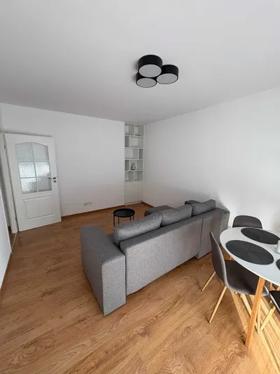 Do wynajęcia 43 m2 | Bliska Wola | 2 pokoje | balkon | garaż - miniatura 3