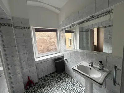 Do wynajęcia - 4 pokoje, 105 m² - centrum - tanio - miniatura 4