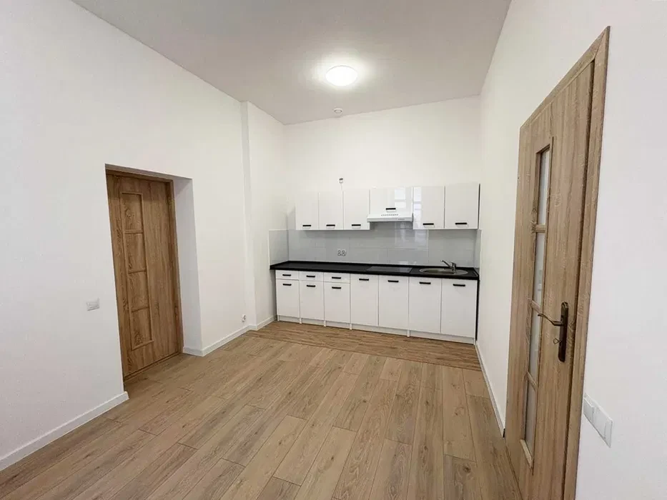 Duże mieszkanie w centrum Katowic | BEZ NOTARIUSZA | ogrzewanie gratis | 15 - 1/7
