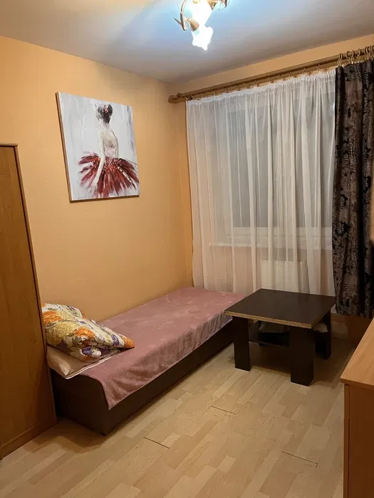 Pokój kobiecie na Sybiraków - 1/6