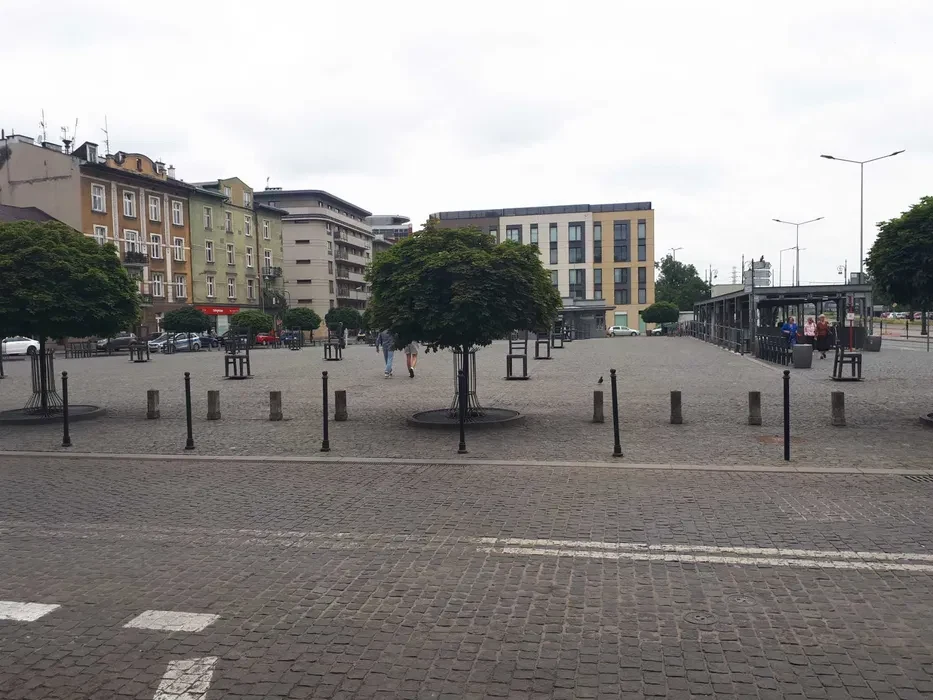 Kawalerka w centrum pl.Boh Getta - 1/7