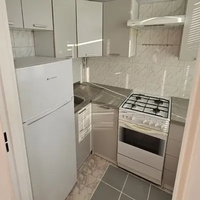 Zadbane, słoneczne mieszkanie dwupokojowe - miniatura 2