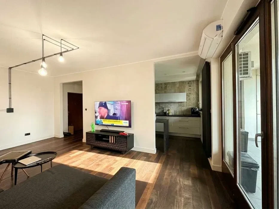 Apartament 2-pokoje, wysoki standard, bezpośrednio od właściciela, dostępne od zaraz - 1/8