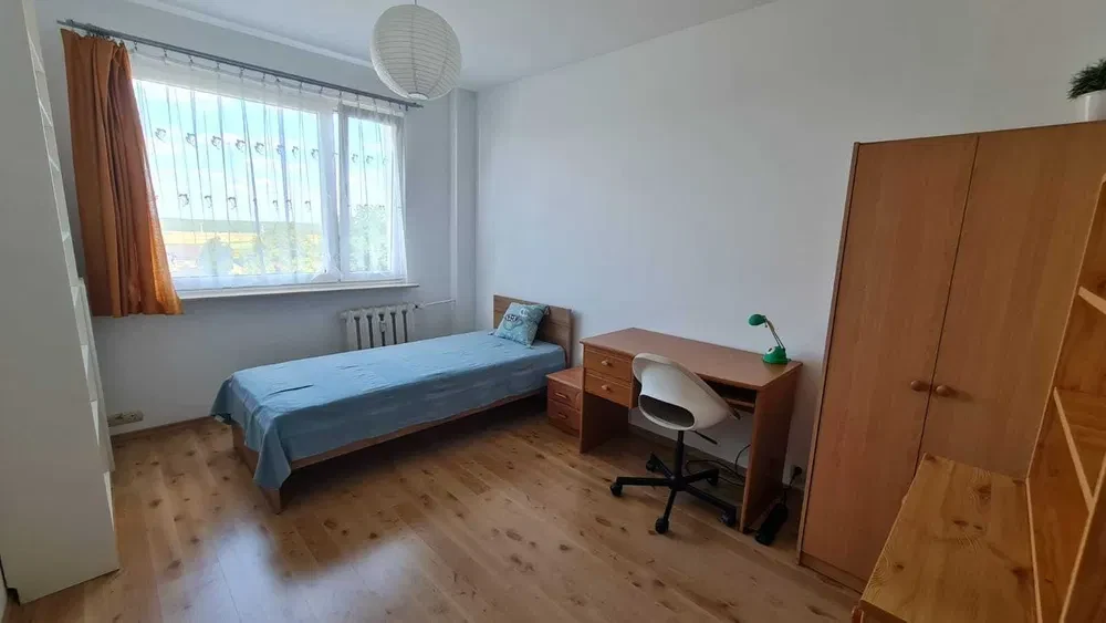 Pokój dla studentki, Pokój do wynajęcia - 1/3